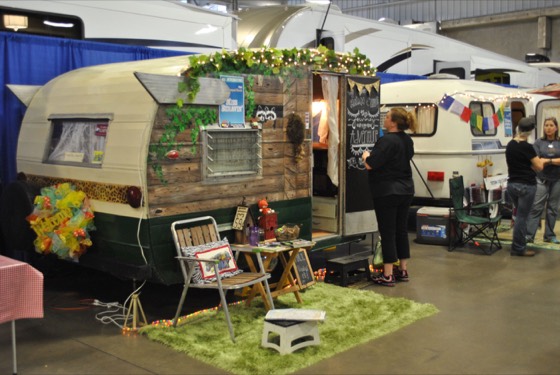RVs and visitors on the show floor